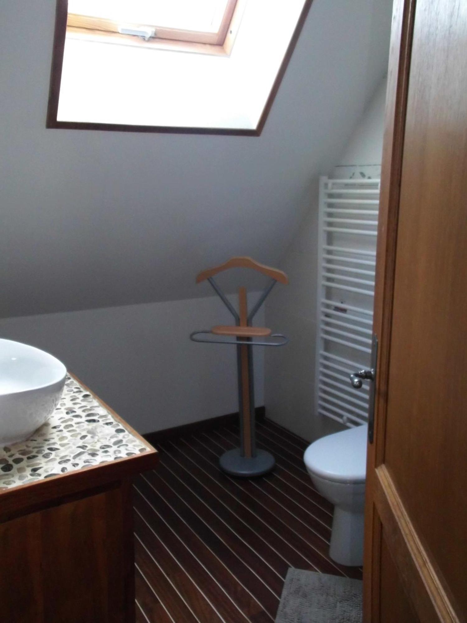 Le Clos Des Tilleuls D Day Home, Chambres D'Hotes, Suite Avec Sauna Privatif, Suite Avec Balneotherapie Privative, En Supplement Option Spa Bain A Remous La Vendelee Номер фото