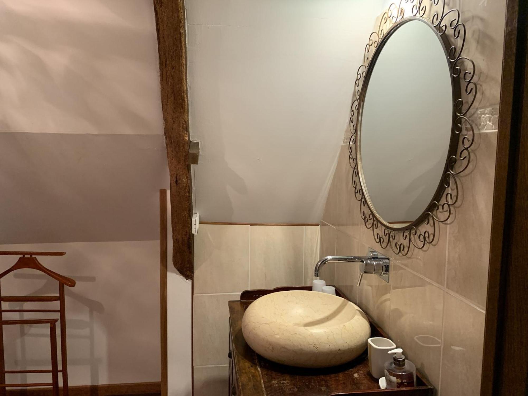 Le Clos Des Tilleuls D Day Home, Chambres D'Hotes, Suite Avec Sauna Privatif, Suite Avec Balneotherapie Privative, En Supplement Option Spa Bain A Remous La Vendelee Екстер'єр фото