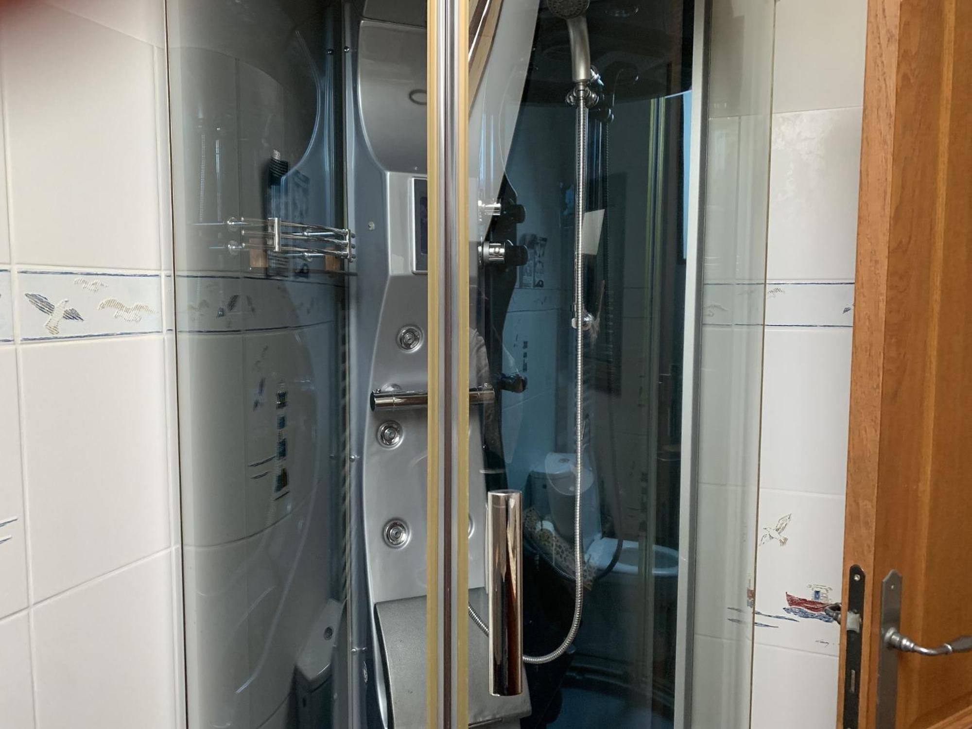 Le Clos Des Tilleuls D Day Home, Chambres D'Hotes, Suite Avec Sauna Privatif, Suite Avec Balneotherapie Privative, En Supplement Option Spa Bain A Remous La Vendelee Номер фото