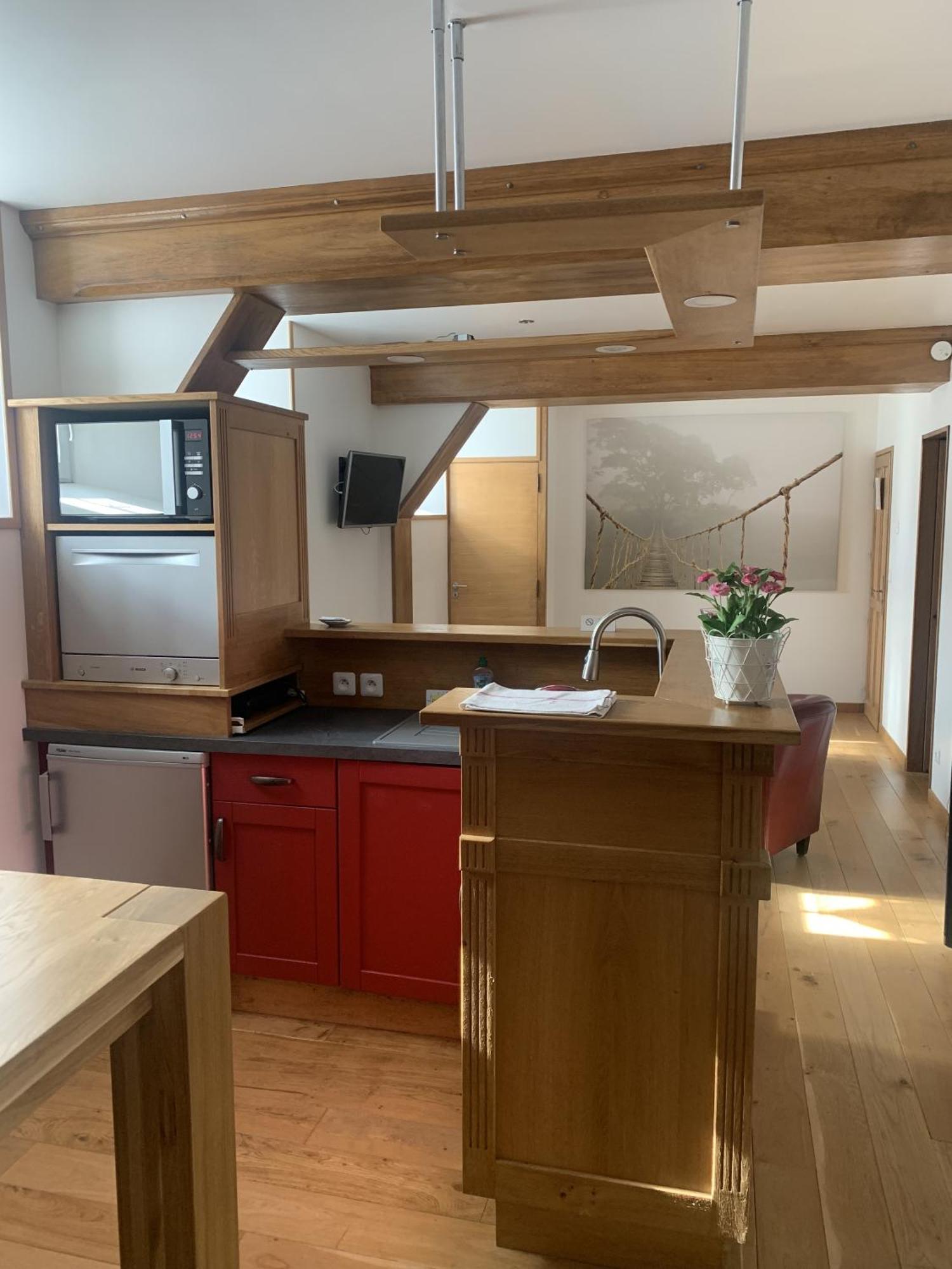 Le Clos Des Tilleuls D Day Home, Chambres D'Hotes, Suite Avec Sauna Privatif, Suite Avec Balneotherapie Privative, En Supplement Option Spa Bain A Remous La Vendelee Екстер'єр фото